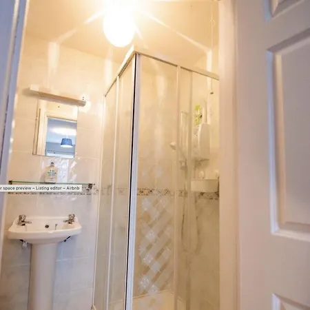 Cosy, Cute And Modern Steps To The Apartament