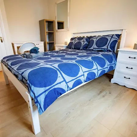 Cosy, Cute And Modern Steps To The * Бандоран